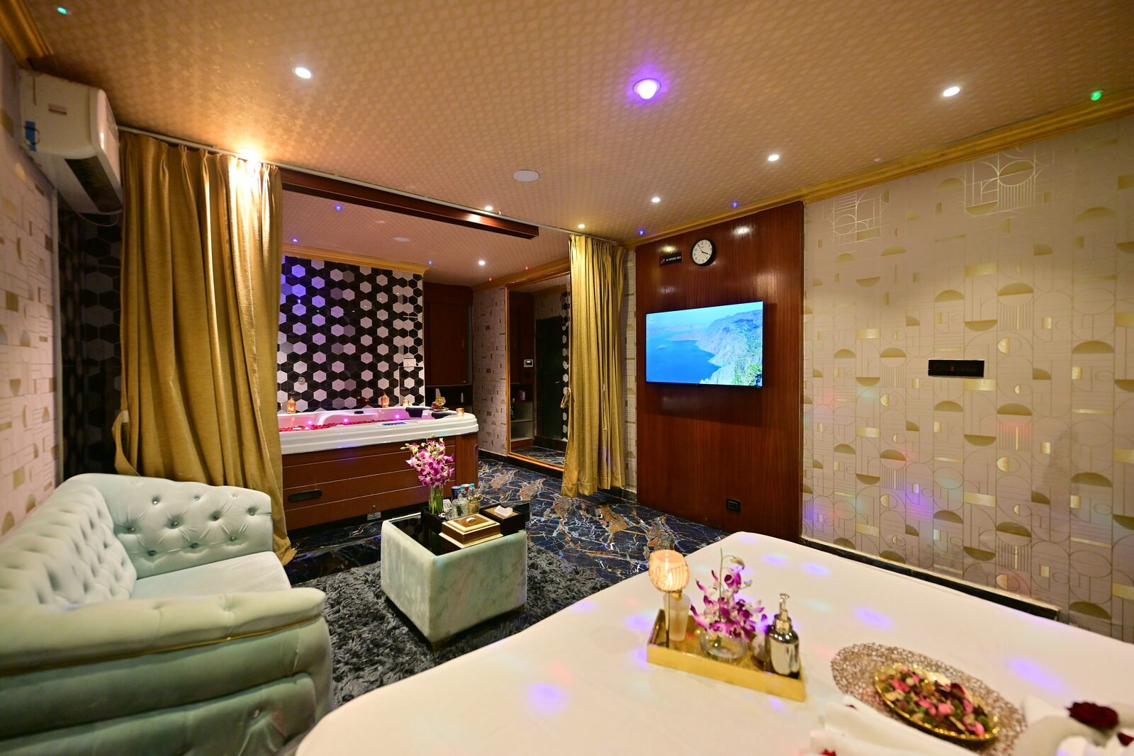 Aura Thai Spa suite interior in Kammanahalli, Bengaluru